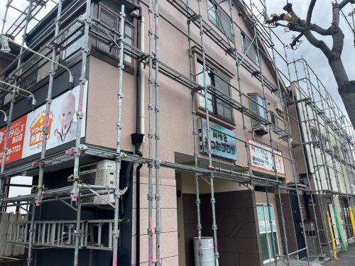 弊社、屋根外壁塗装工事。の画像
