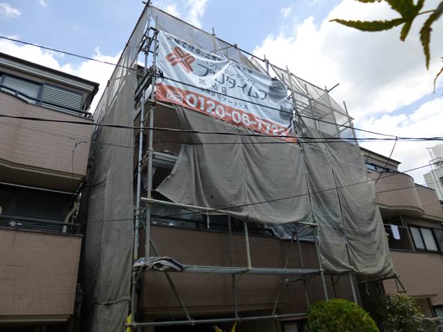 杉並区 Ｋ様邸　外壁・屋根塗装工事（施工中）の画像
