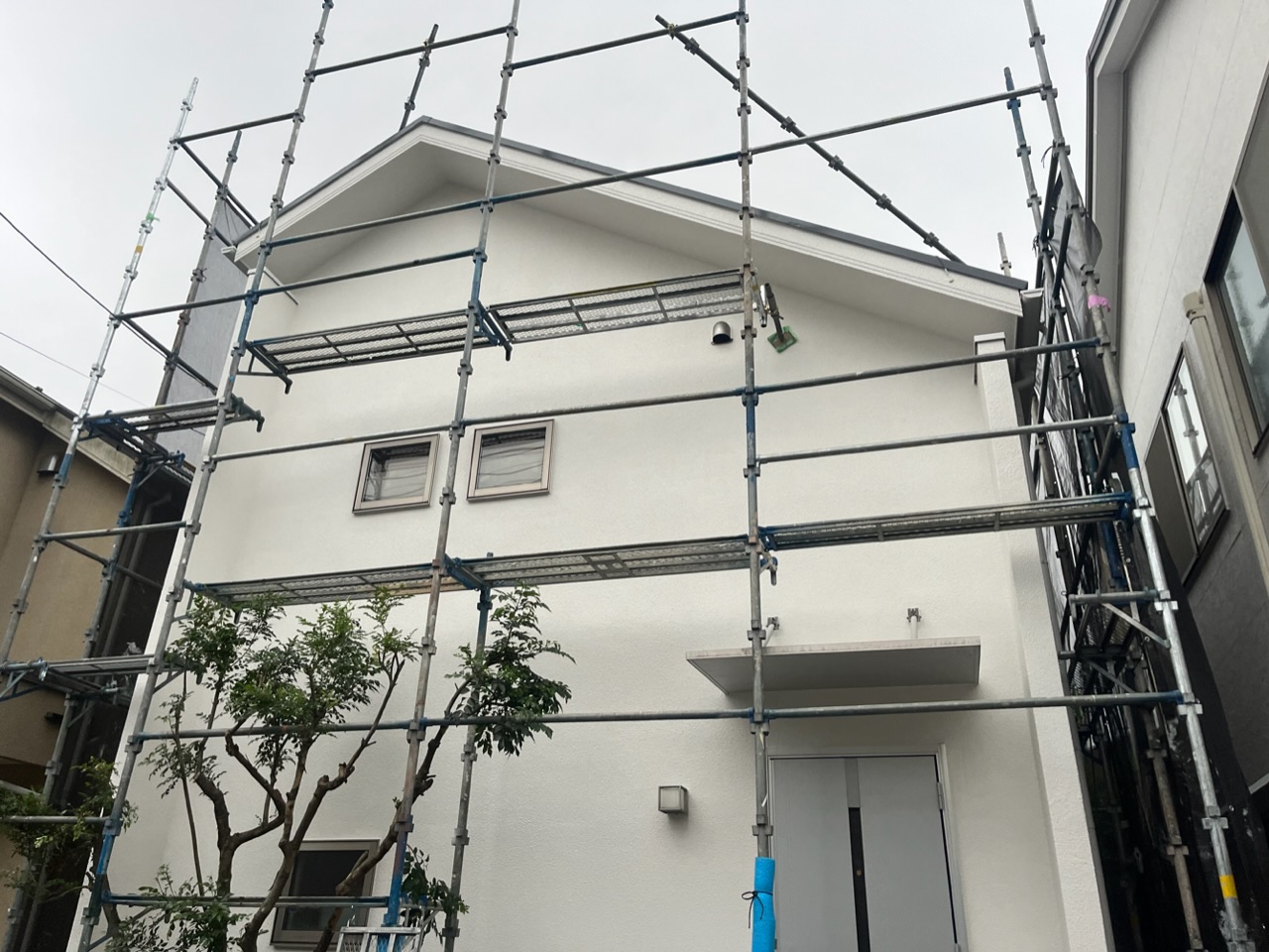 調布市H様邸屋根、外壁塗装工事完了。の画像